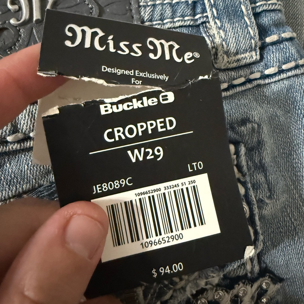 NEW Miss Me Signature‎ Cropped Jeans Women 29 Light JE8089C Stitch Aztec Pocket - Picture 9 of 10
